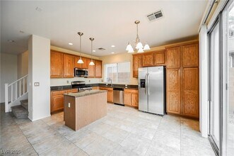 10612 Nantucket Ridge Ave in Las Vegas, NV - Building Photo - Building Photo