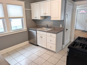 81 Church St in Lancaster, NY - Building Photo - Building Photo