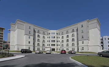 Arbours at Tumblin Creek - Active  55+ Adult Community in Gainesville, FL - Foto de edificio - Building Photo