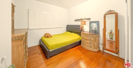 416 Serrano Ave in Los Angeles, CA - Building Photo - Building Photo