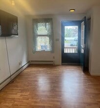 208 Long Pond Rd in Danville, NH - Building Photo - Building Photo