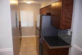 7609 Abbey Ln in Tampa, FL - Building Photo - Building Photo