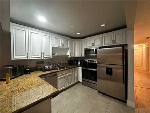 10620 NW 37th St in Coral Springs, FL - Building Photo - Building Photo