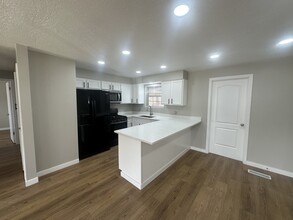 2 W 1500 S in Bountiful, UT - Building Photo - Building Photo