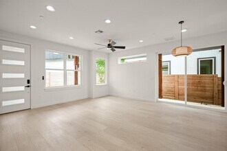 5305 Ledesma Rd in Austin, TX - Building Photo - Building Photo