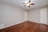 10615 Briar Forest Dr photo'