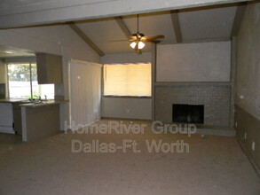 837 Madison Dr in Lewisville, TX - Building Photo - Building Photo