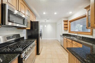 5103 Duval Rd in Austin, TX - Building Photo - Building Photo