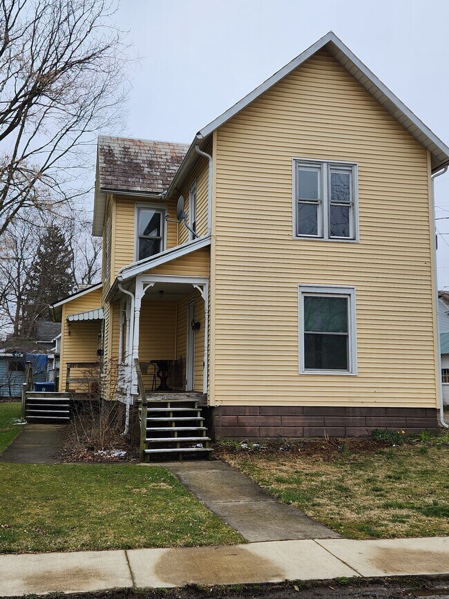 9 3rd Ave Rentals in Mount Vernon, OH