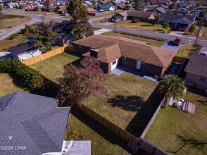 410 S Star Ave in Panama City, FL - Building Photo - Building Photo