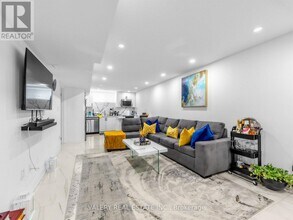 64 Moreau Trail in Toronto, ON - Building Photo - Building Photo