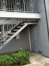 3823 S Maryland Pkwy in Las Vegas, NV - Building Photo - Building Photo