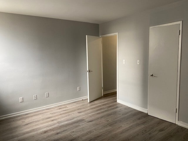 Ambassador Apartments in Mississauga, ON - Building Photo - Building Photo
