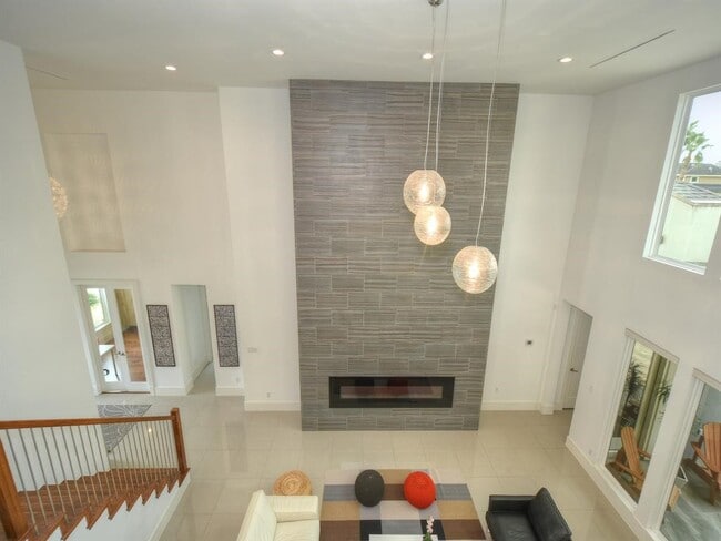 14319 Shadow Garden Ln