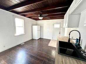 231 E South C St in Gas City, IN - Building Photo - Building Photo