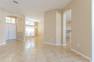 6910 Cohasset Cir in Riverview, FL - Building Photo - Building Photo
