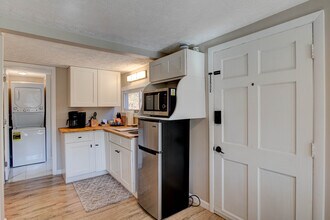 4403 Strawberry Plains Pike in Knoxville, TN - Building Photo - Building Photo