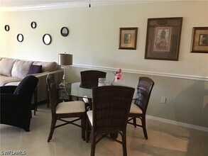 440 Fox Haven Dr in Naples, FL - Building Photo - Building Photo