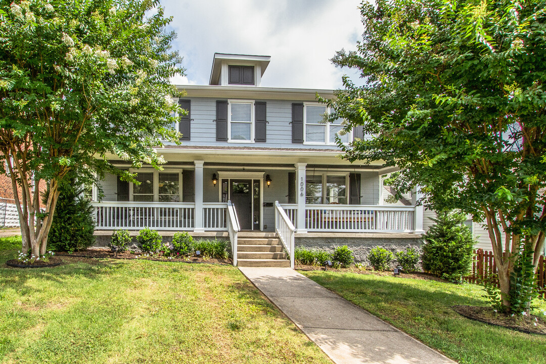 1006 Lawrence Ave in Nashville, TN - Building Photo