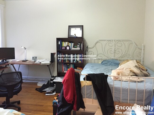 17-19 Washington St. Unit 507, Unit 507 in Malden, MA - Building Photo - Building Photo