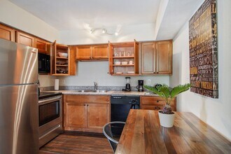 1621 Governor Nicholls St in New Orleans, LA - Building Photo - Building Photo