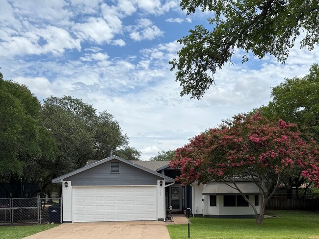 property at 103 Vandeventer Dr