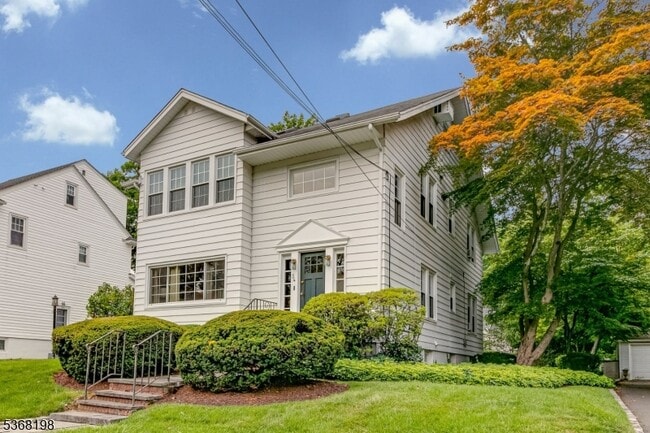 34 Fairview Ave in Summit, NJ - Building Photo - Building Photo