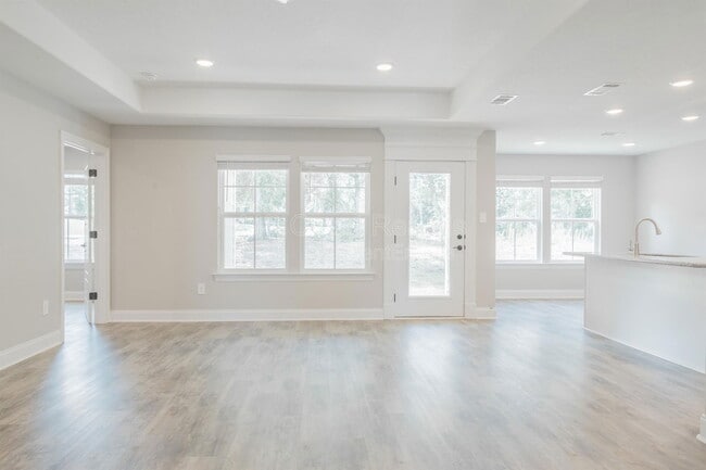 126 Pointe Breeze Wy in Biloxi, MS - Building Photo - Building Photo