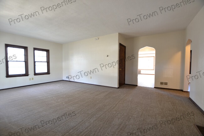 719 Cowles Ave in Joliet, IL - Building Photo - Building Photo