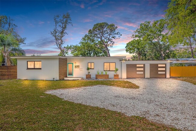 property at 4925 Camellia Way S
