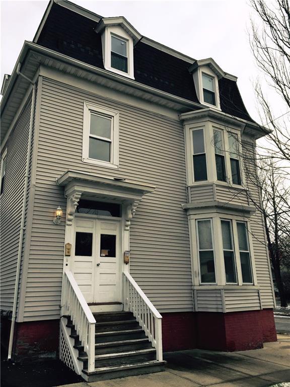 90 Sycamore St in Providence, RI - Foto de edificio - Building Photo