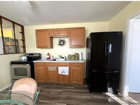 187 Silver St in Galesburg, IL - Building Photo