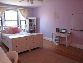 39 Carlton St, Unit 1 in Brookline, MA - Building Photo - Building Photo