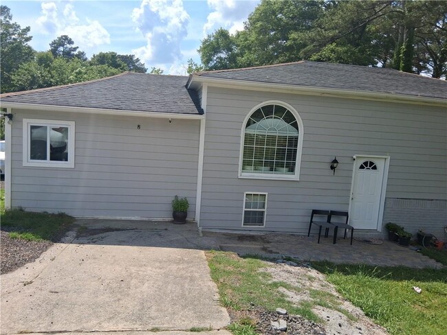 property at 5953 Riverdale Rd