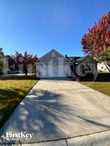 5368 Greggs Landing in North Charleston, SC - Building Photo