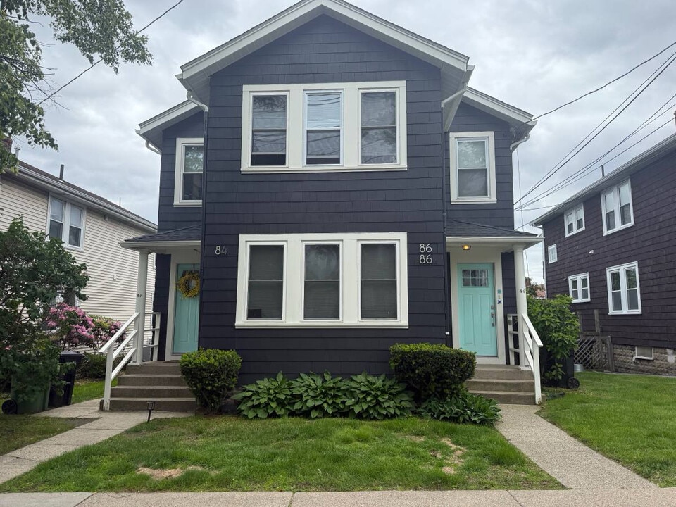 86 Summer St, Unit Summer St in Watertown, MA - Foto de edificio