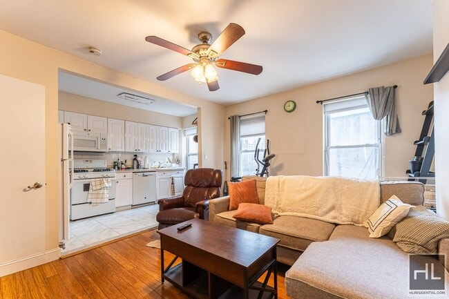 557-554 4th Ave in Brooklyn, NY - Building Photo - Building Photo