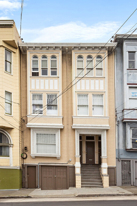 2425 Post St in San Francisco, CA - Building Photo