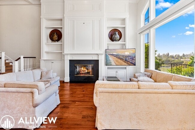 property at 8 Rue Verte