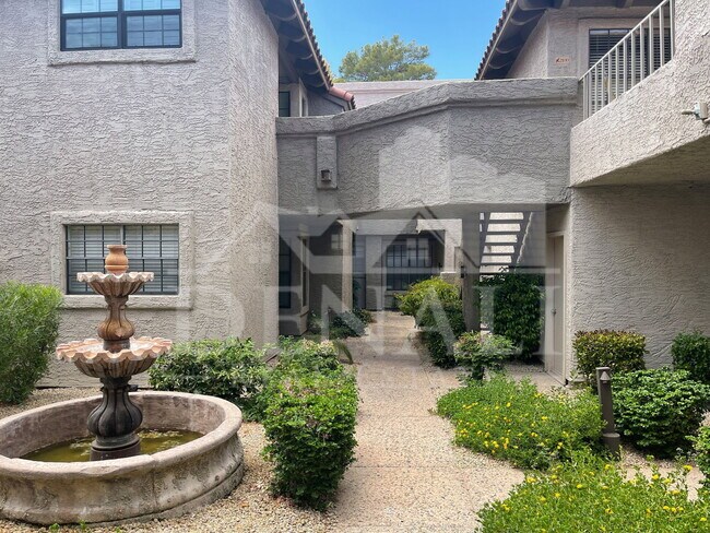 10019 E Mountain View Rd in Scottsdale, AZ - Building Photo - Building Photo