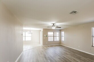 2213 E 35th Ave in Apache Junction, AZ - Building Photo - Building Photo