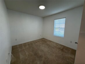 276 Willow Bend Dr in Davenport, FL - Building Photo - Building Photo