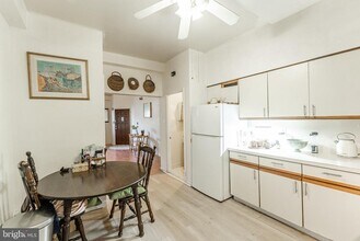 935 E Passyunk Ave in Philadelphia, PA - Building Photo - Building Photo