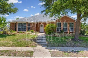 2630 Massey Ln in Rockwall, TX - Building Photo