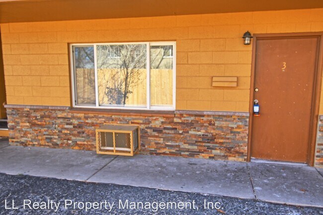 530 Grand Canyon Blvd in Reno, NV - Building Photo - Building Photo