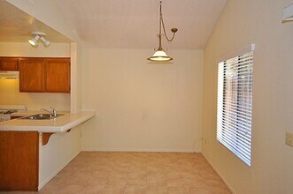 3102 Via Merde in Carlsbad, CA - Building Photo - Building Photo