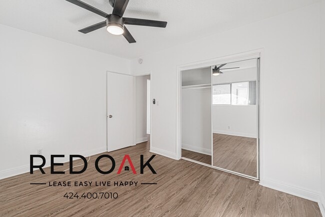 12520 Lakewood Blvd in Downey, CA - Foto de edificio - Building Photo