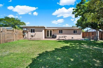 30328 SW 158th Pl in Homestead, FL - Building Photo - Building Photo