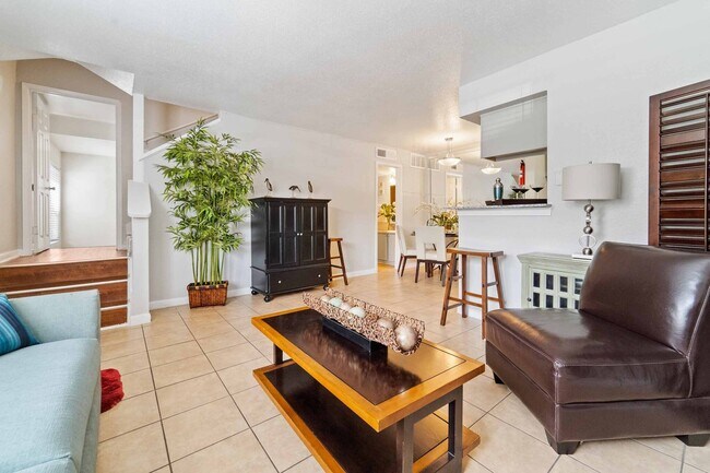 2431 Farm to Market 1960 Rd W-Unit -205 in Houston, TX - Building Photo - Building Photo