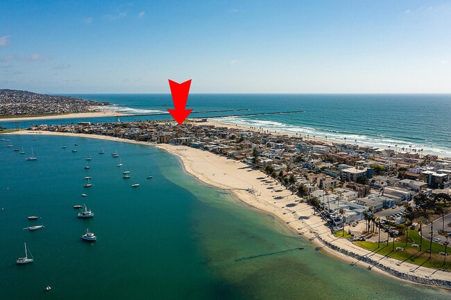 2715 Strandway, Unit 2715 Strandway in San Diego, CA - Building Photo - Building Photo